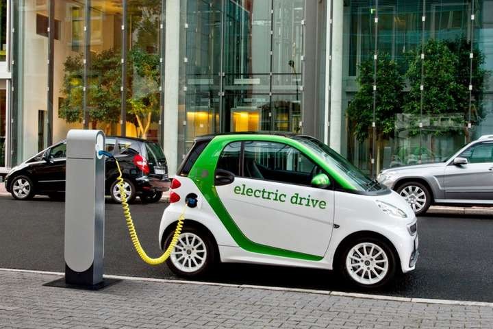Construction of road infrastructure for the operation of touristic electric cars rental network