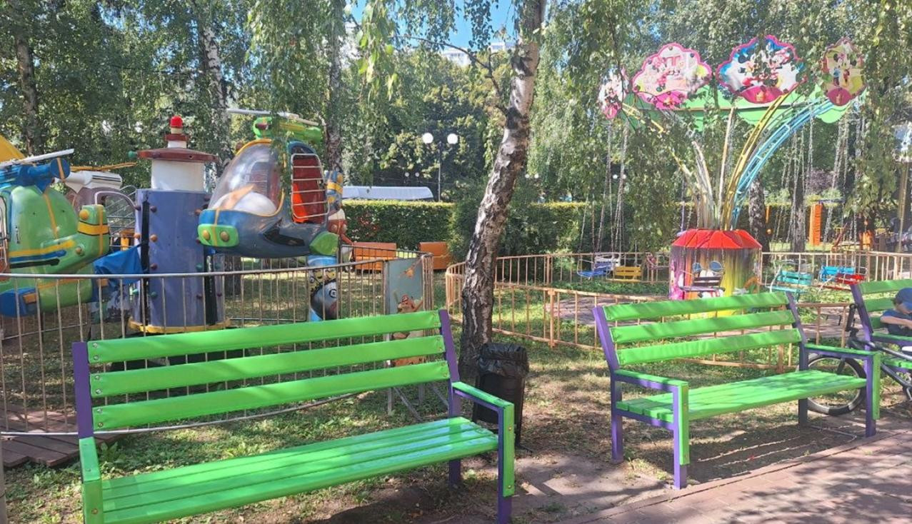 An amusement park for children on the territory of Vidradniy Park in Solomyansky district