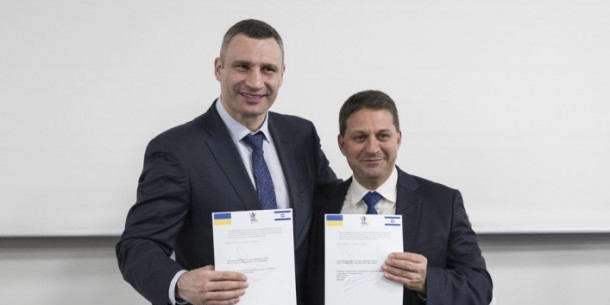 Vitaliy Klitschko in Tel Aviv signed a Memorandum on cooperation in implementing the latest technology in cities
